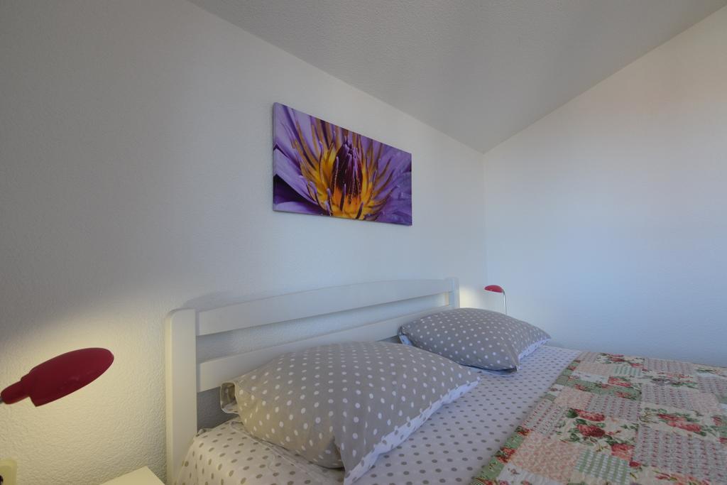 Apartments Batarilo Биоград-на-Мору Экстерьер фото